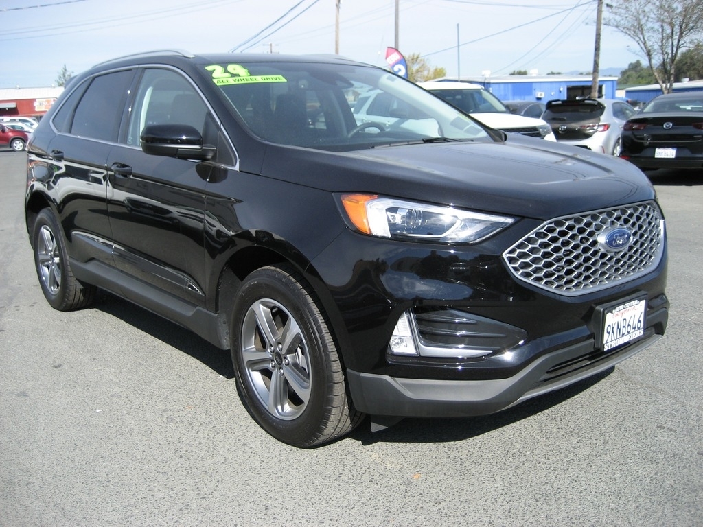 Used 2024 Ford Edge SEL with VIN 2FMPK4J90RBA35366 for sale in Lakeport, CA