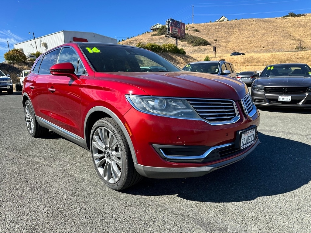 Used 2016 Lincoln MKX Reserve with VIN 2LMTJ6LP1GBL42376 for sale in Lakeport, CA