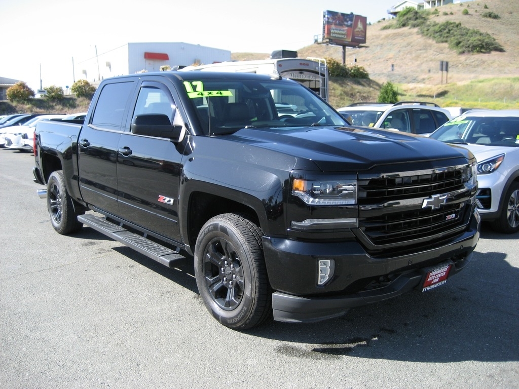 Used 2017 Chevrolet Silverado 1500 LTZ Z71 with VIN 3GCUKSEJ5HG226566 for sale in Lakeport, CA