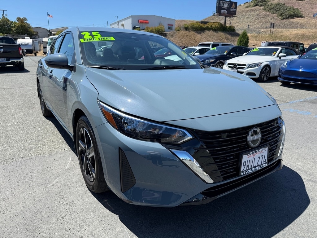 2025 Nissan Sentra SV CVT's photo