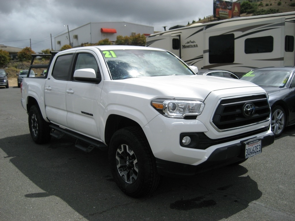 Used 2021 Toyota Tacoma SR5 with VIN 3TYAX5GN6MT017553 for sale in Lakeport, CA