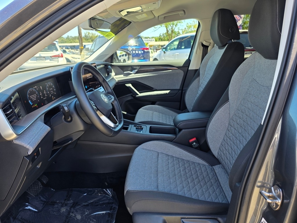 2025 Volkswagen Tiguan S - Photo 10