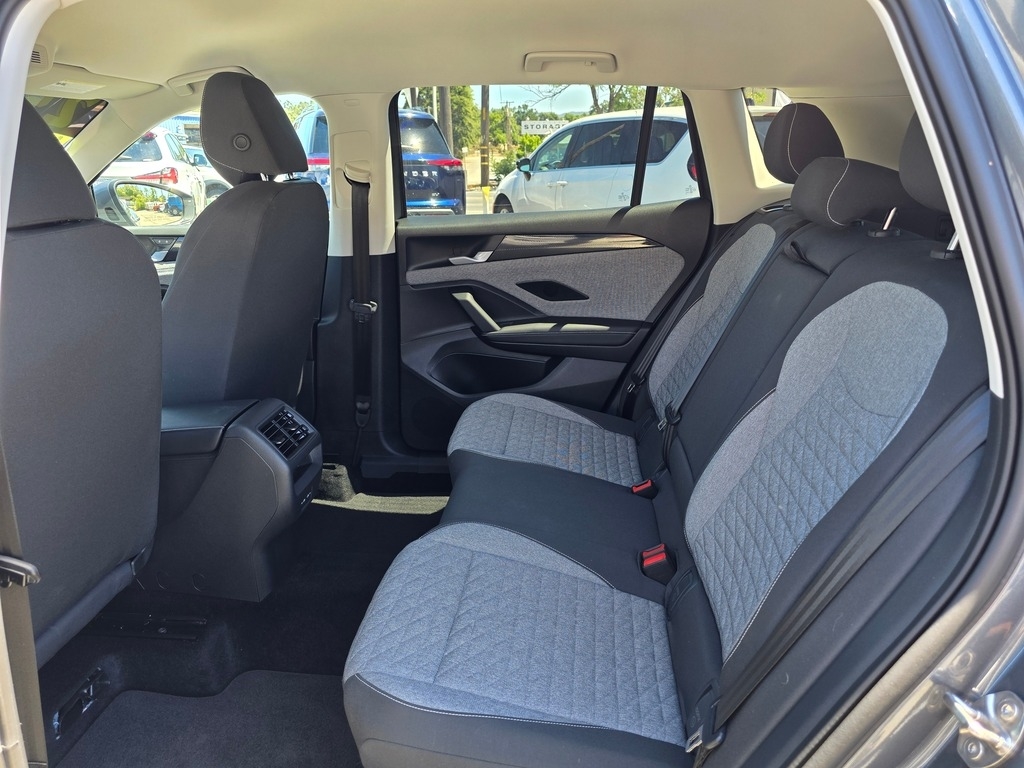 2025 Volkswagen Tiguan S - Photo 11