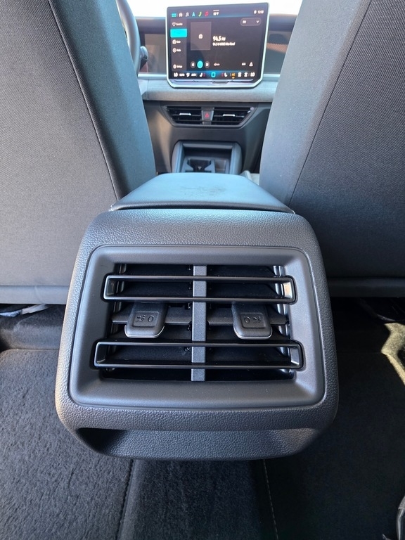 2025 Volkswagen Tiguan S - Photo 12