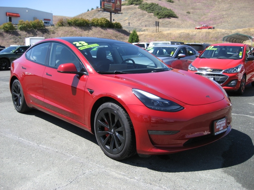 Used 2023 Tesla Model 3 Base with VIN 5YJ3E1EAXPF435982 for sale in Lakeport, CA