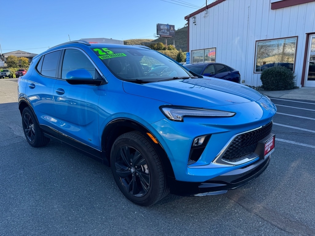 2025 Buick Encore GX Sport Touring SUV