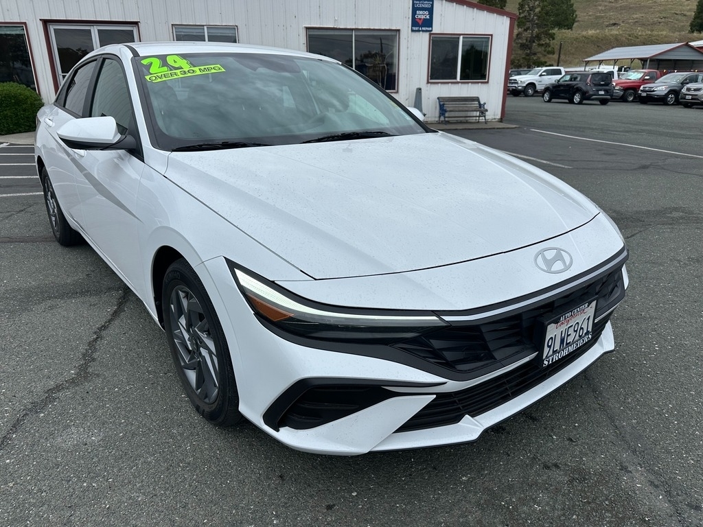 2024 Hyundai Elantra 2.0 SEL IVT's photo