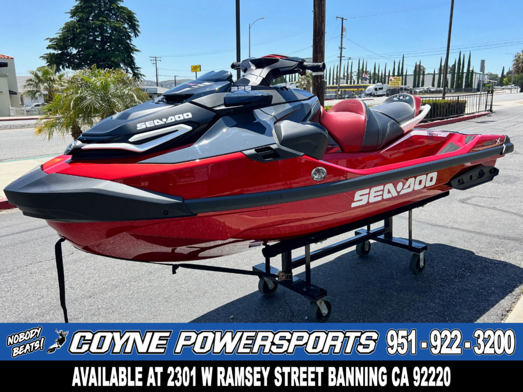 2024 Sea-Doo RXT®-X® 325 Fiery Red Premium