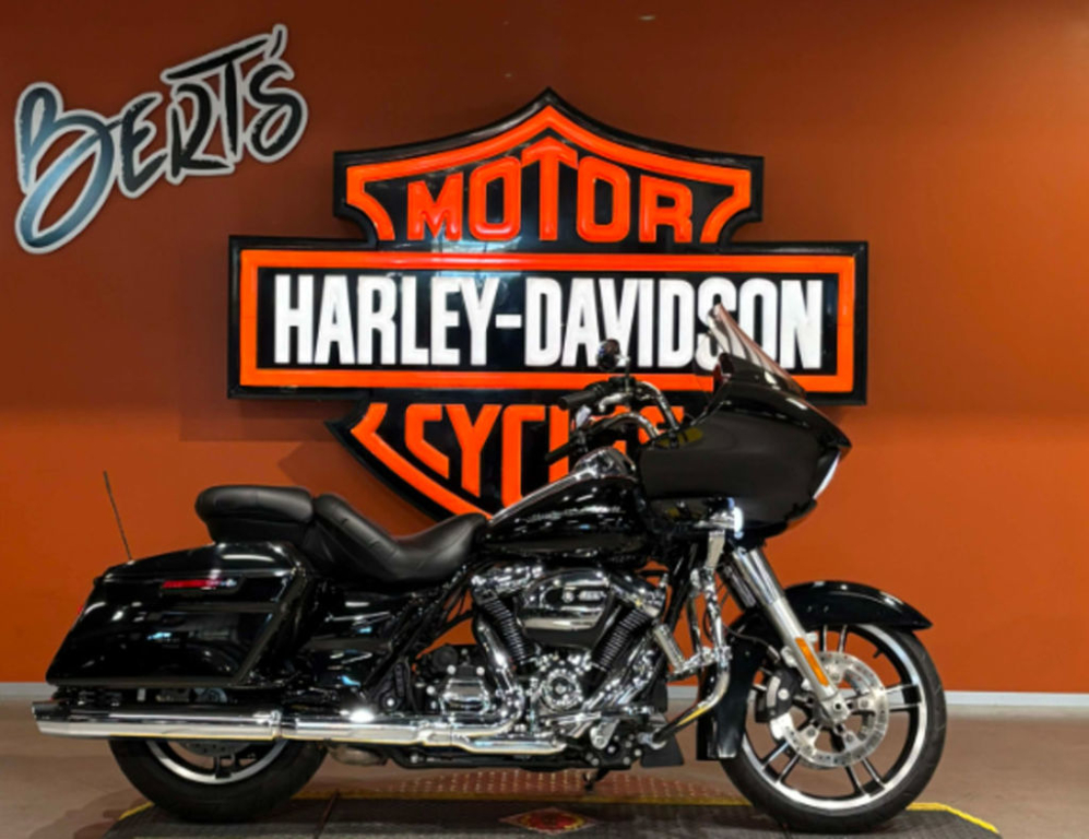 2017 Harley-Davidson® FLTRXS - Road Glide Special V Twin 1753.4