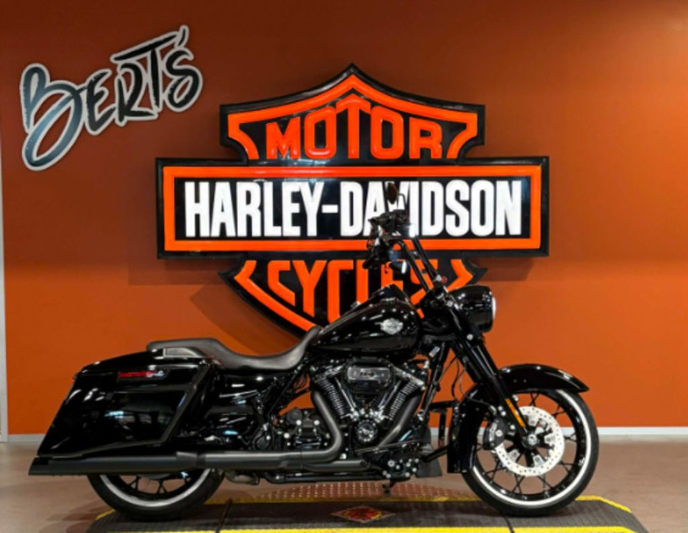 2025 Harley-Davidson® Touring FLHRXS - Road King Special V Twin 1868
