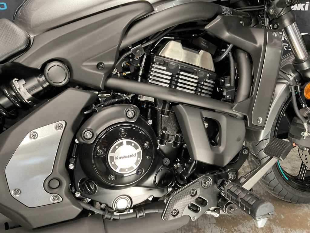 2025 Kawasaki Vulcan S ABS 19