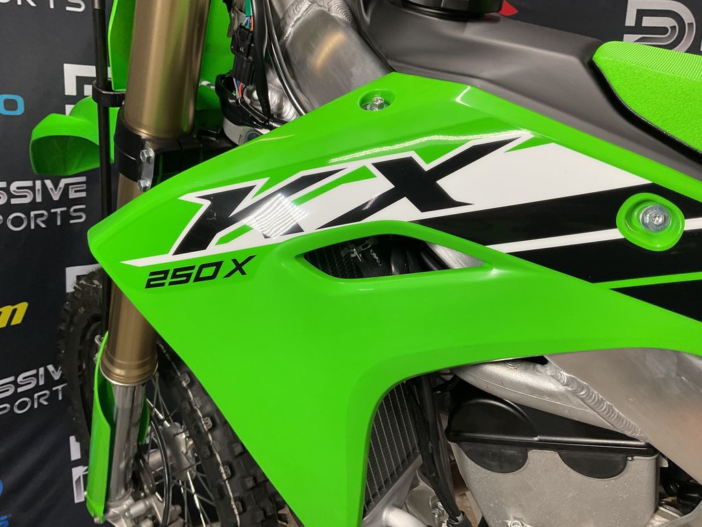 2025 Kawasaki KX 250X 8