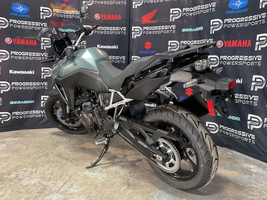 2024 Suzuki V-Strom 800 13