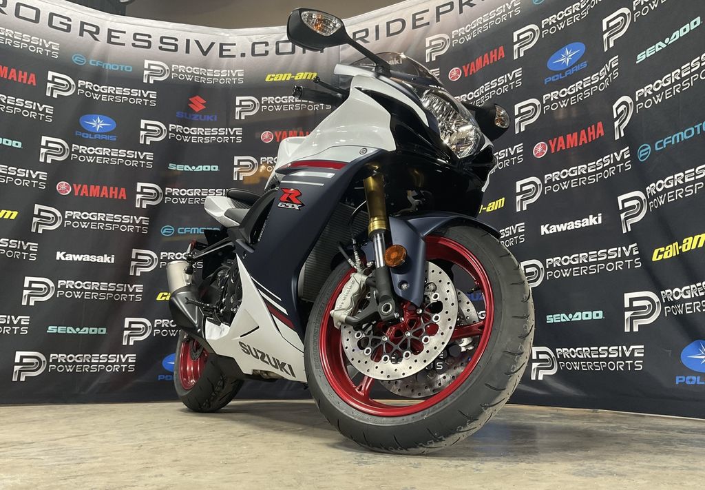 2025 Suzuki GSX-R750  6