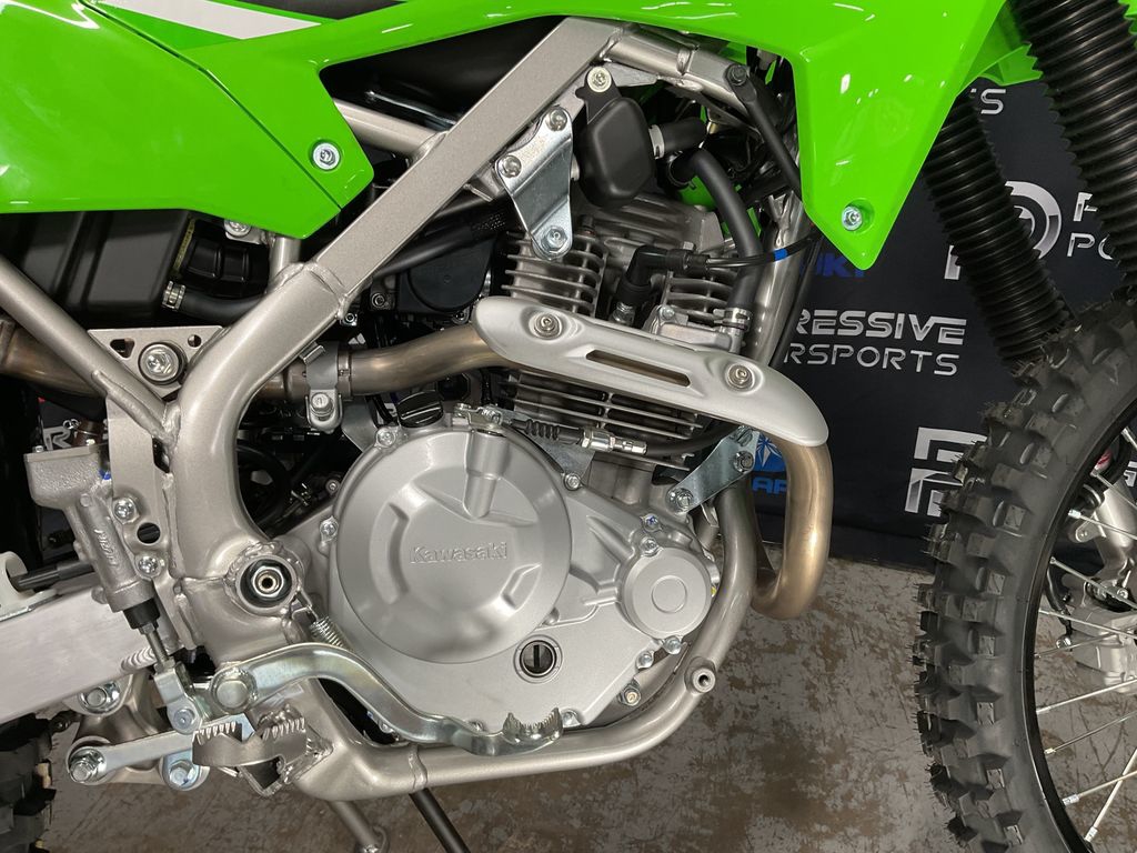 2025 Kawasaki KLX 230R 4