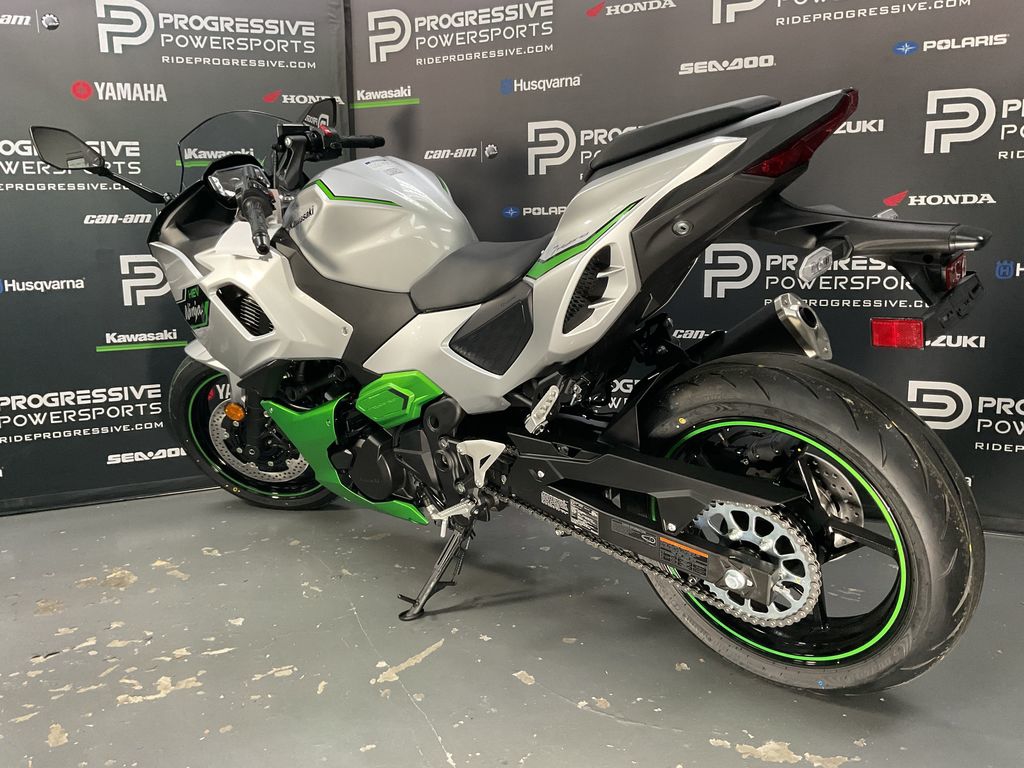 2024 Kawasaki Ninja 7 Hybrid ABS  7