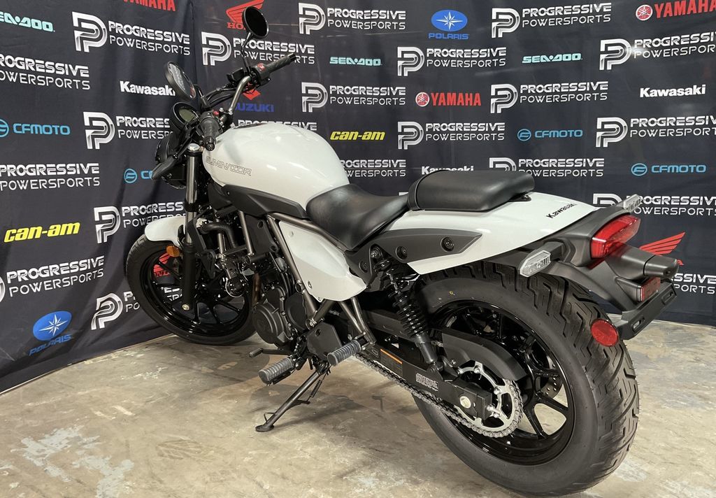 2024 Kawasaki Eliminator Pearl Storm Gray  3