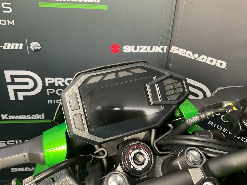 2024 Kawasaki Z500 ABS  11