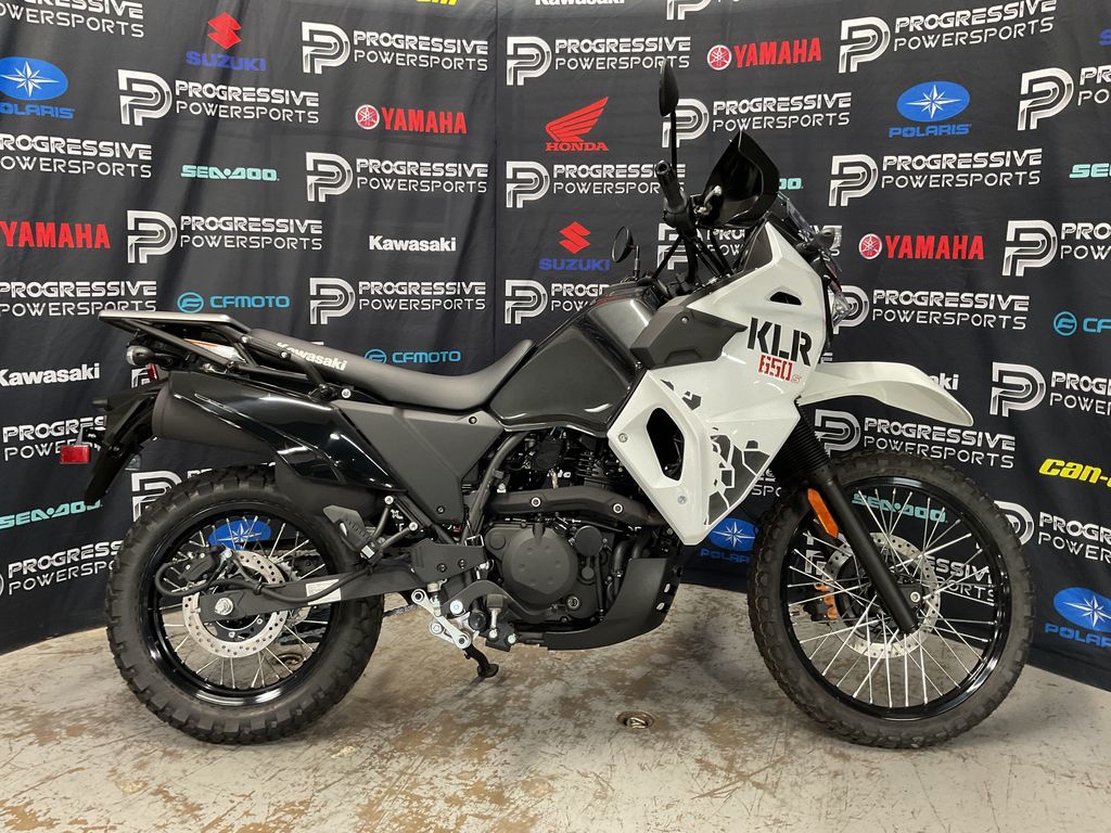 2025 Kawasaki KLR 650 S Pearl Crystal WhiteMetallic Carbon Gray 2