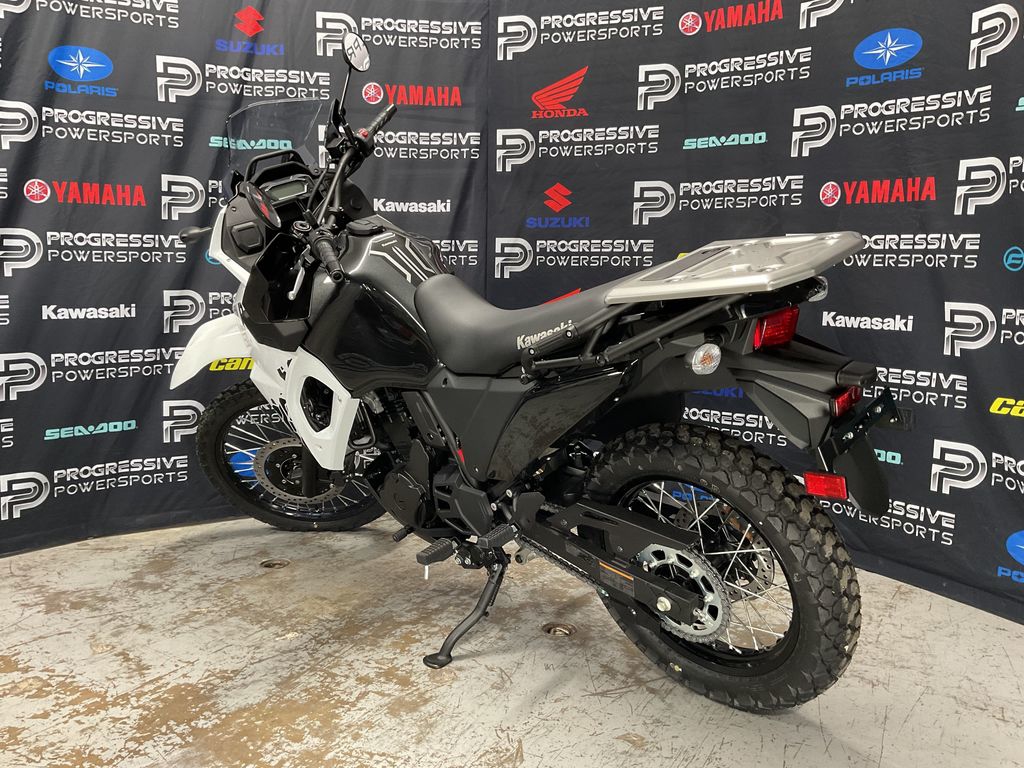 2025 Kawasaki KLR 650 S Pearl Crystal WhiteMetallic Carbon Gray 7