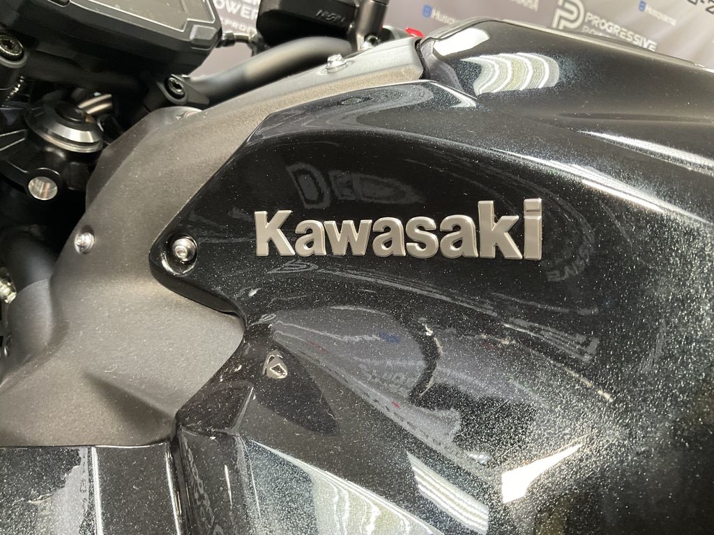 2024 Kawasaki Z900 ABS Metallic Spark Black/Metallic Matte Dark   19