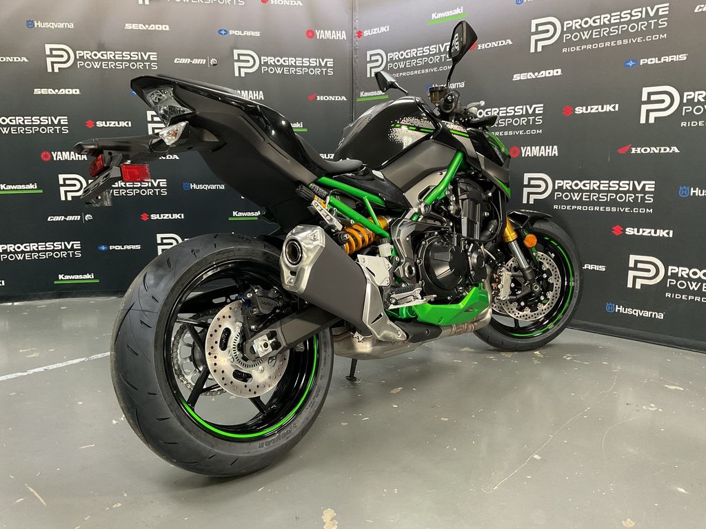 2024 Kawasaki Z900 SE ABS  9