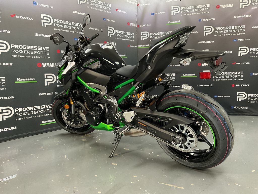 2024 Kawasaki Z900 SE ABS  11