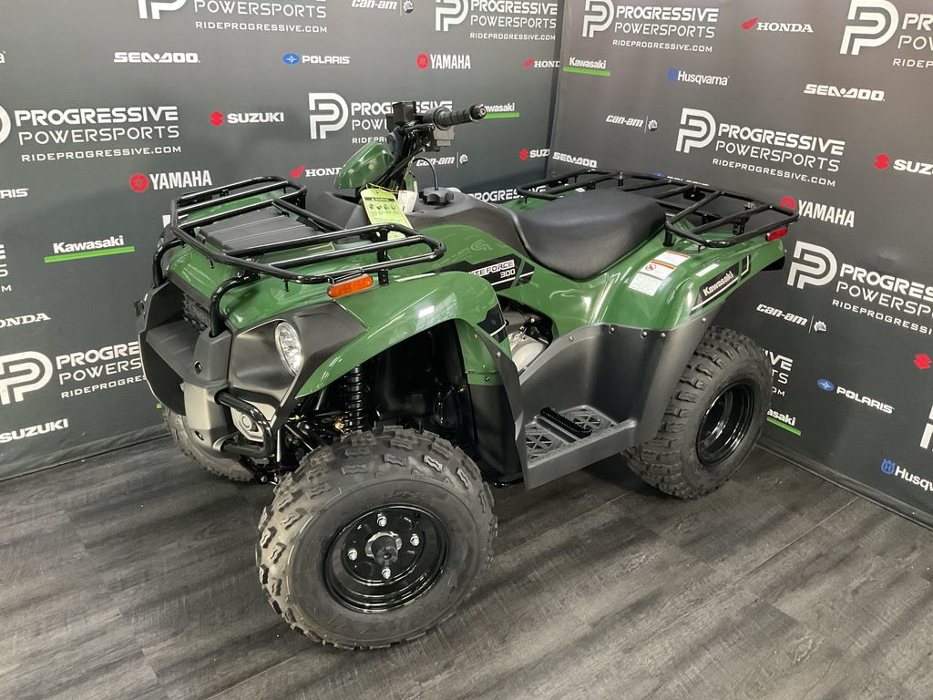 2025 Kawasaki Brute Force 300 13