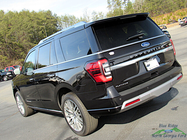 2022 Ford Expedition Platinum 4x4 photo