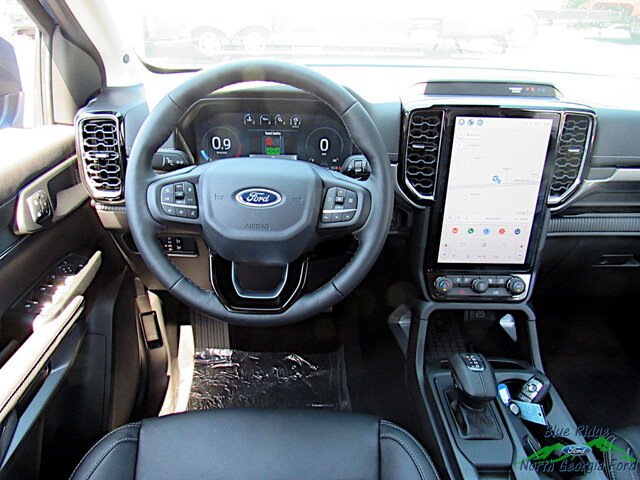 2024 Ford Ranger LARIAT 4WD SuperCrew 5' Box photo