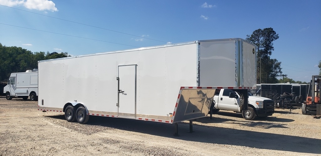 2022 Elite cargo 36 ft gooseneck enclosed trailer gooseneck carhauler