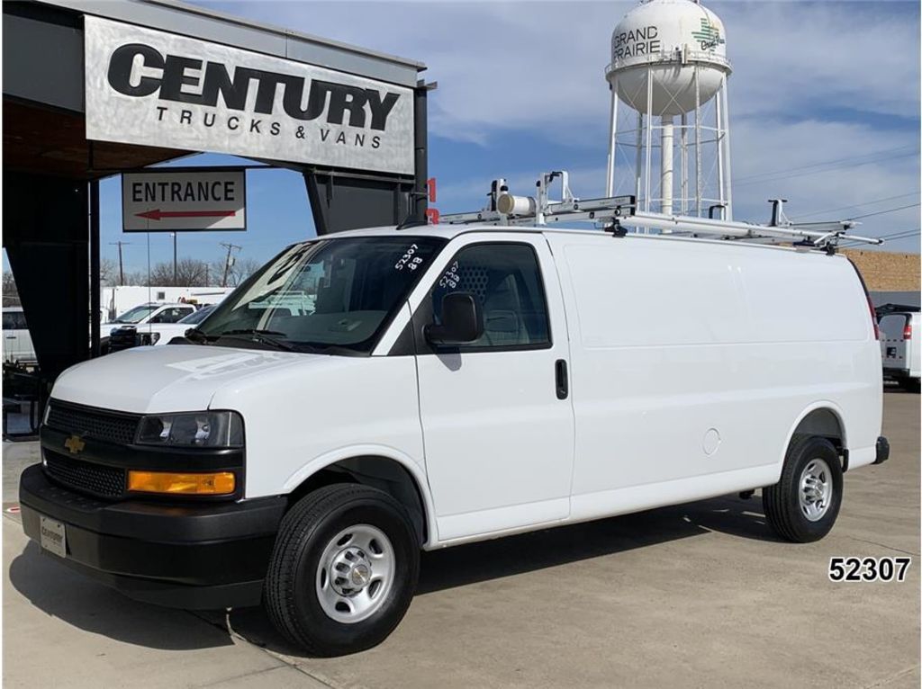 2025 Chevrolet Express Ext
