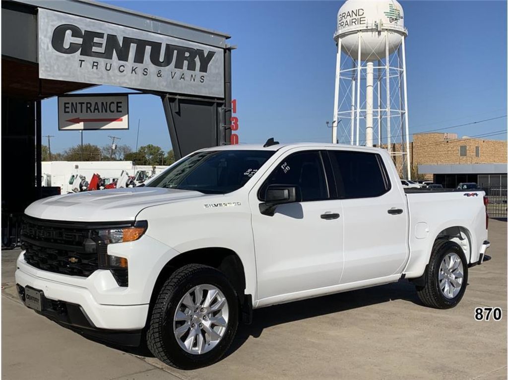 2023 Chevrolet Silverado 1500 Custom