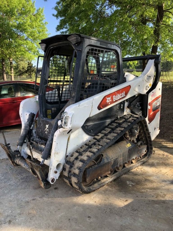 2022 Bobcat® Compact Track Loaders T66