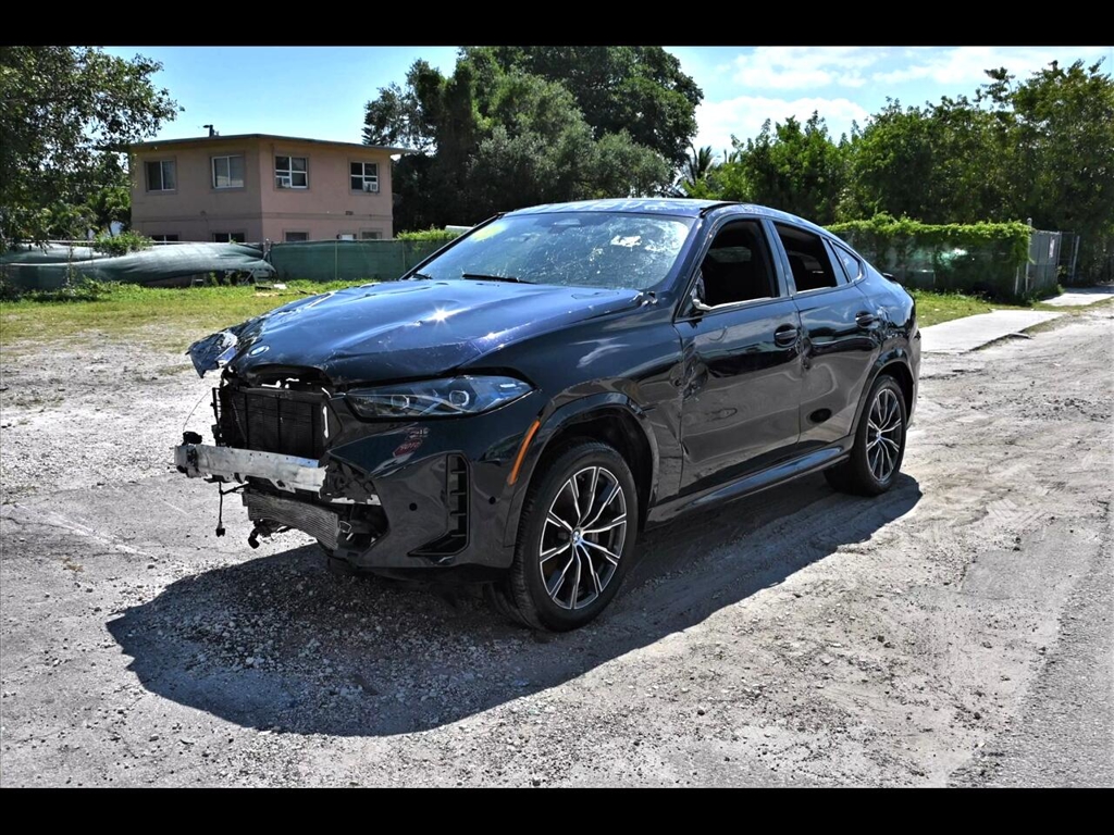 2024 BMW X6 xDrive40i Sport Utility 4D SUV