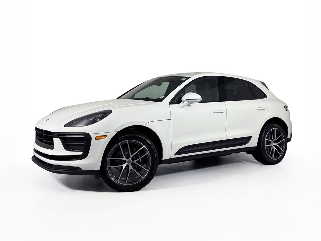 2026 Porsche Macan SUV