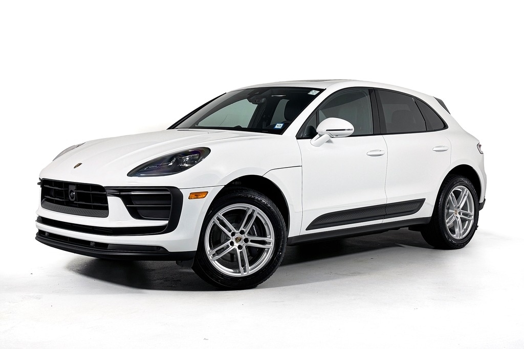 2024 Porsche Macan SUV