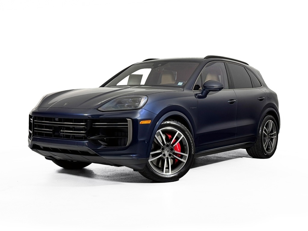 2025 Porsche Cayenne Turbo E-Hybrid SUV