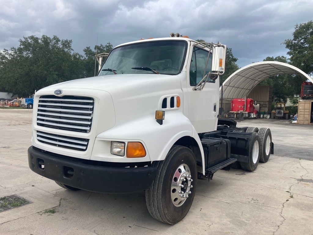 1998 Ford Sterling Daycab Tractor
