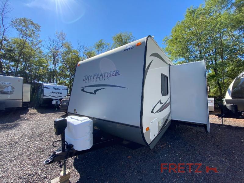 2013 Jayco Jay Feather Ultra Lite 20M