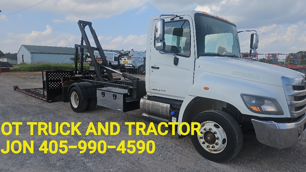 2018 Hino 258 Miller Titan C Series Flatbed Roll-off System Truc Miller Titan C Series Flatbed Roll-off System Truc
