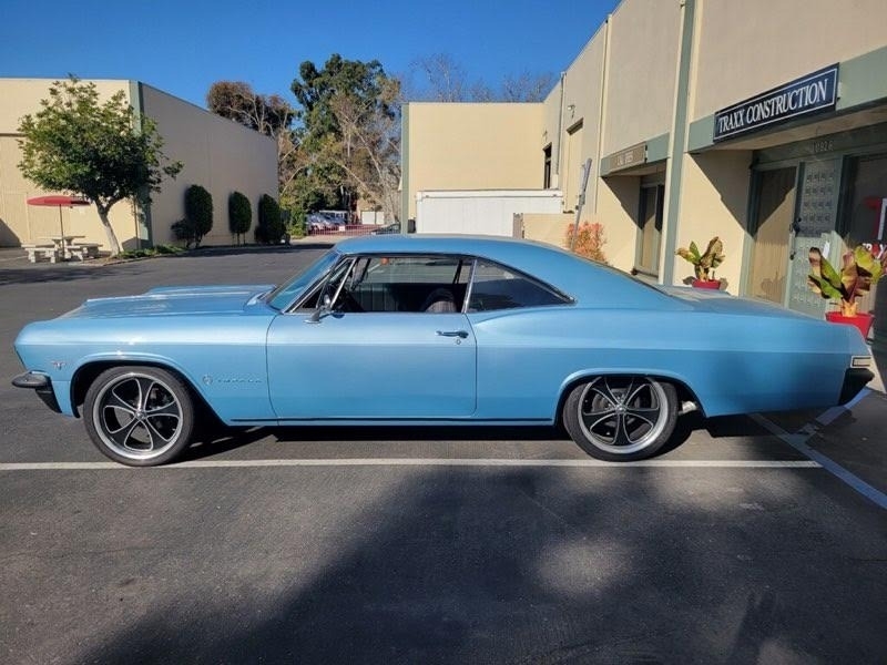 1965 Chevrolet Impala  photo