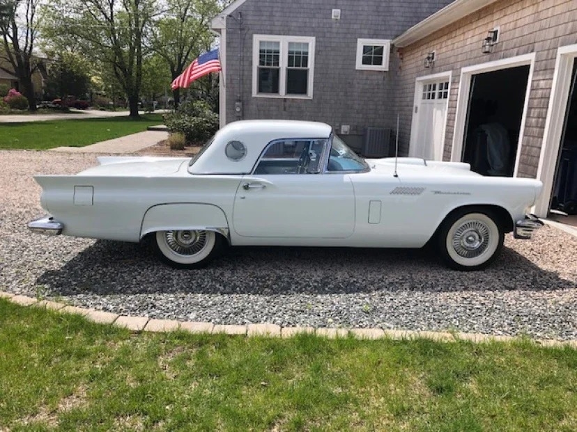 1957 Ford Thunderbird  photo