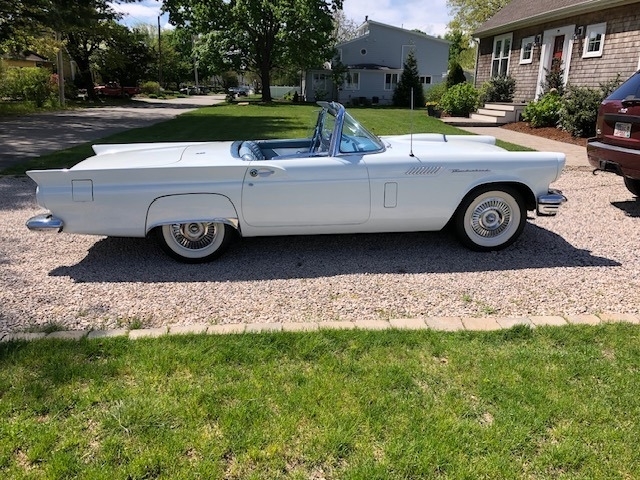 1957 Ford Thunderbird  photo