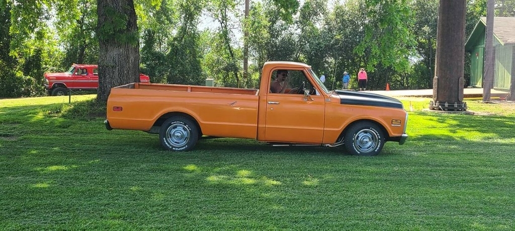 1972 Chevrolet C10 Long Bed Pickup