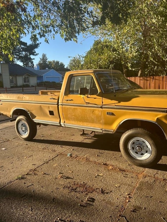 1974 Ford F-250  photo