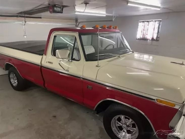 The 1975 Ford F-100  photos