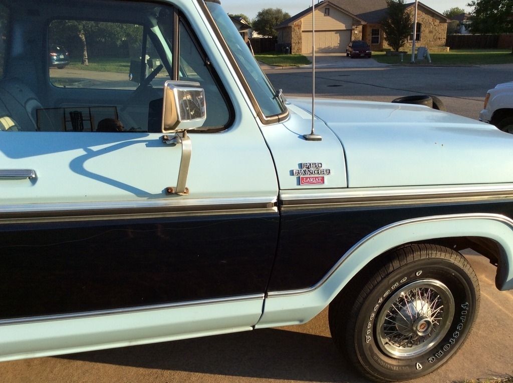 1978 Ford F-150 Lariat photo