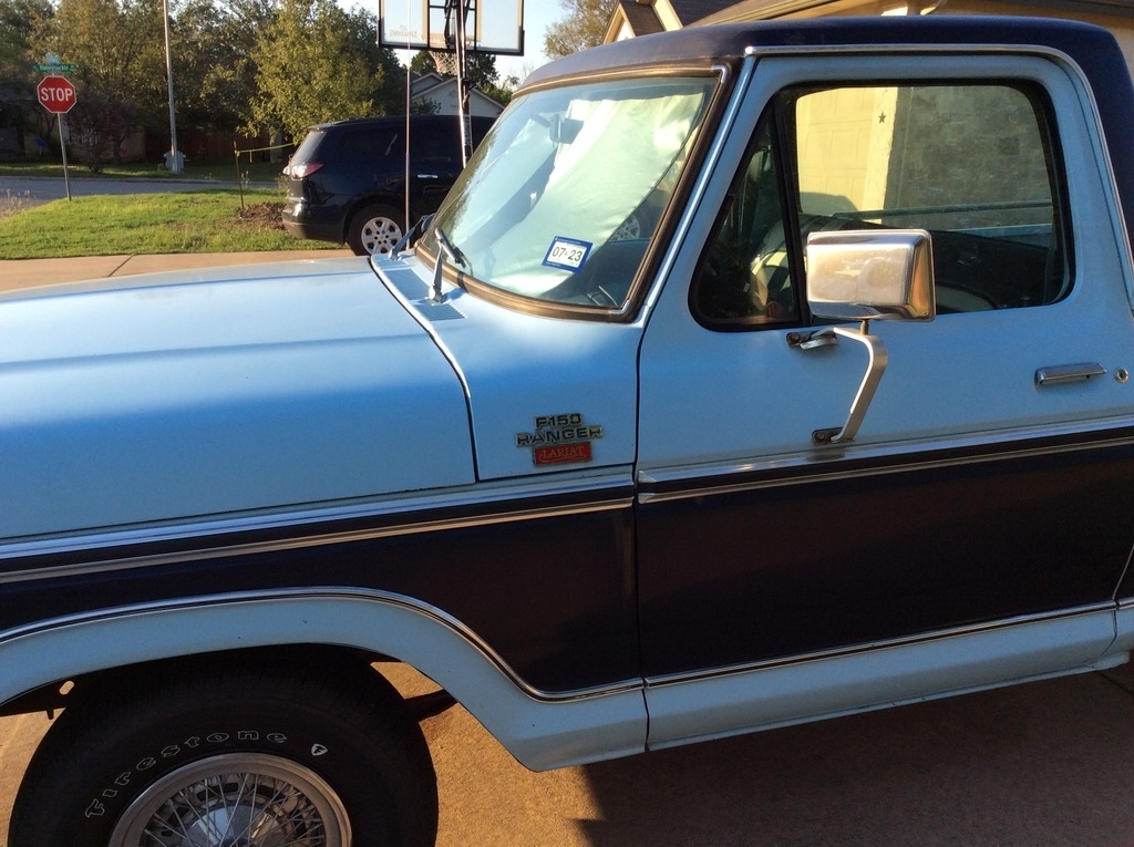 1978 Ford F-150 Lariat photo