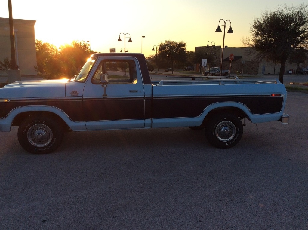 1978 Ford F-150 Lariat photo